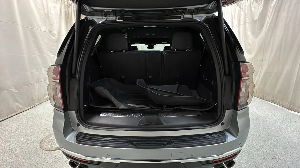 Used 2024 Sterling Gray Metallic Chevrolet Premier image 11