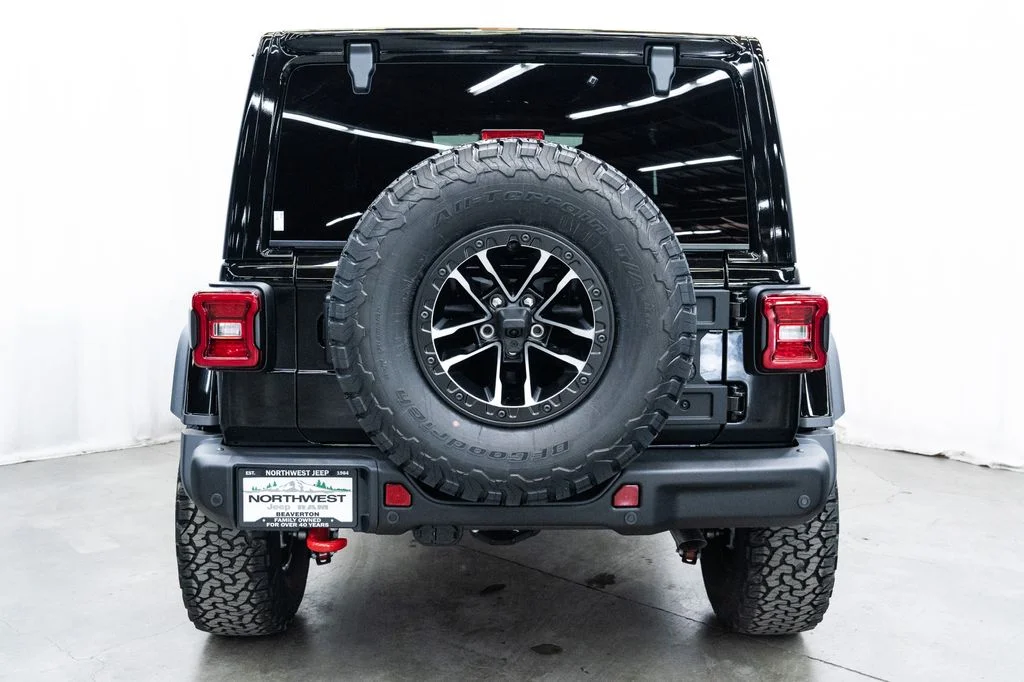 New 2026 Black Clear-Coat Exterior Paint Jeep Rubicon X image 5