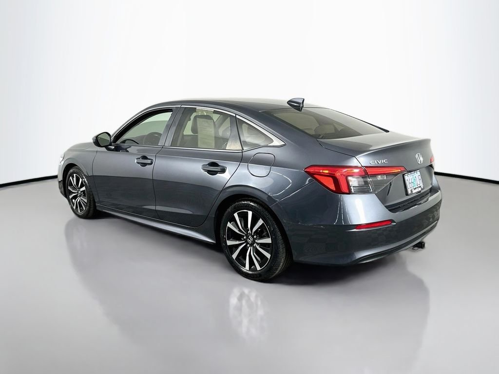 Used 2022  Honda EX image 6