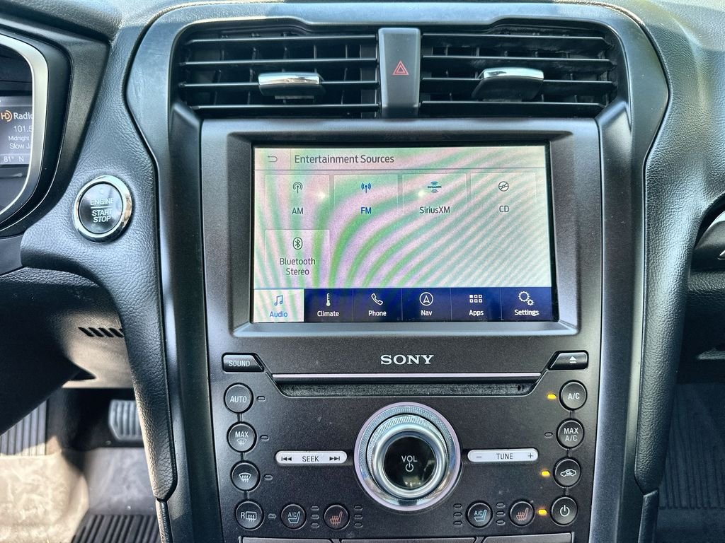 Used 2020  Ford Titanium image 13