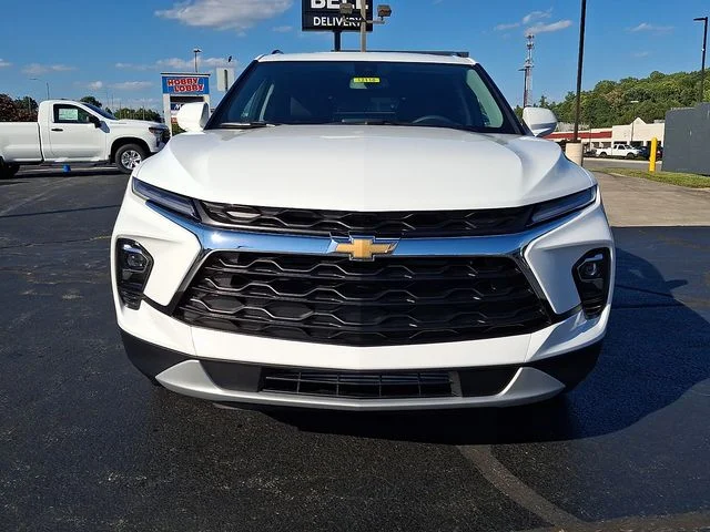 New 2026 White Chevrolet LT image 2