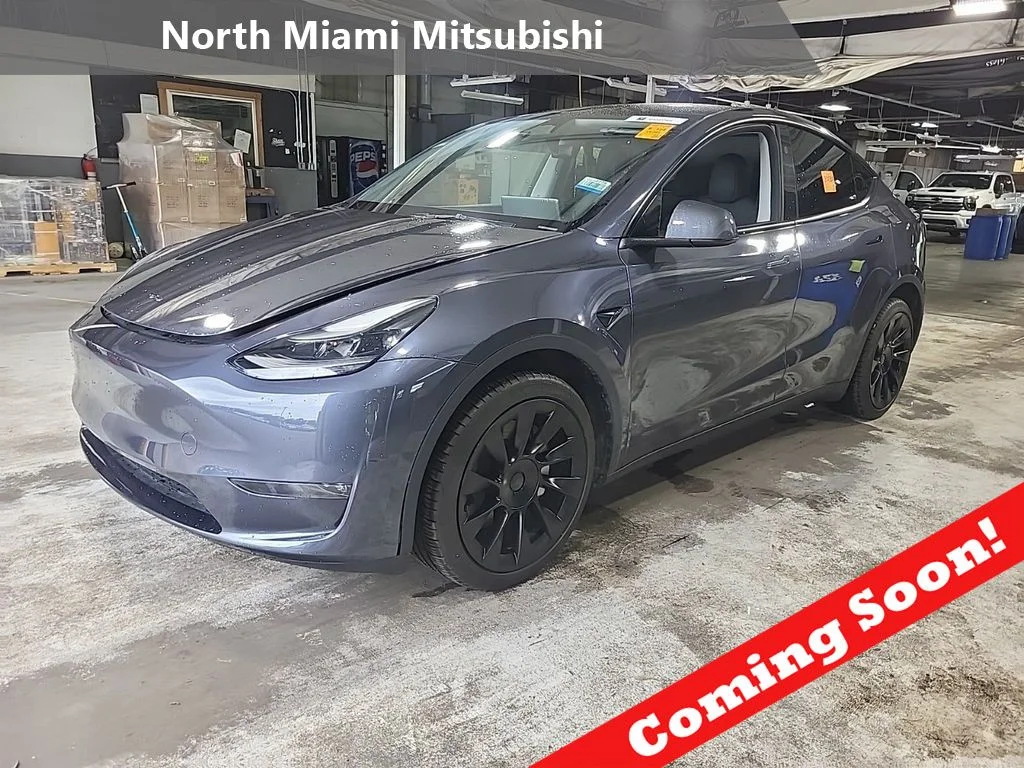 2023 Tesla Model Y Long Range Dual Motor All-Wheel Drive's photo