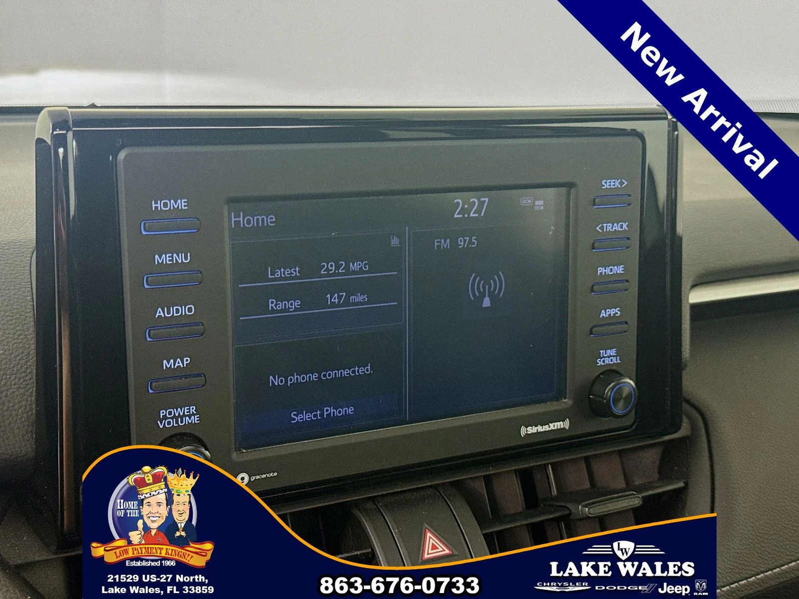 Certified Used 2022  Toyota XLE image 14