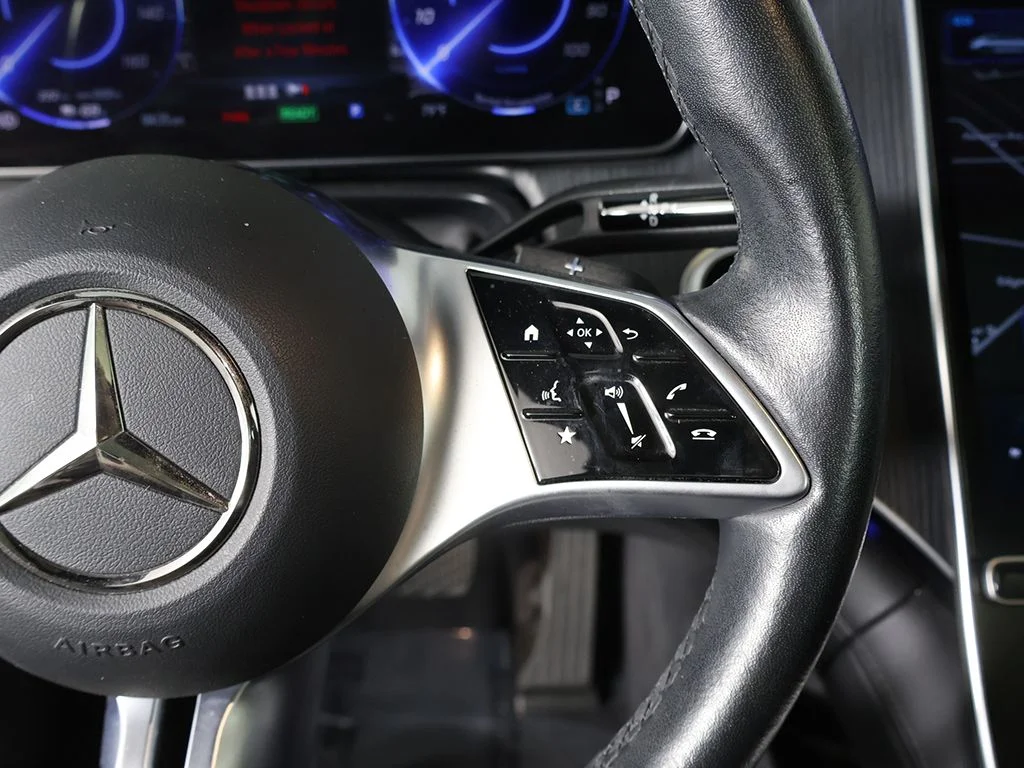Used 2023 Black Mercedes-Benz 500 Sedan image 41
