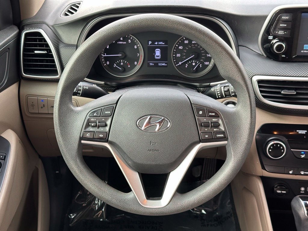 Used 2019 White Hyundai Value image 7
