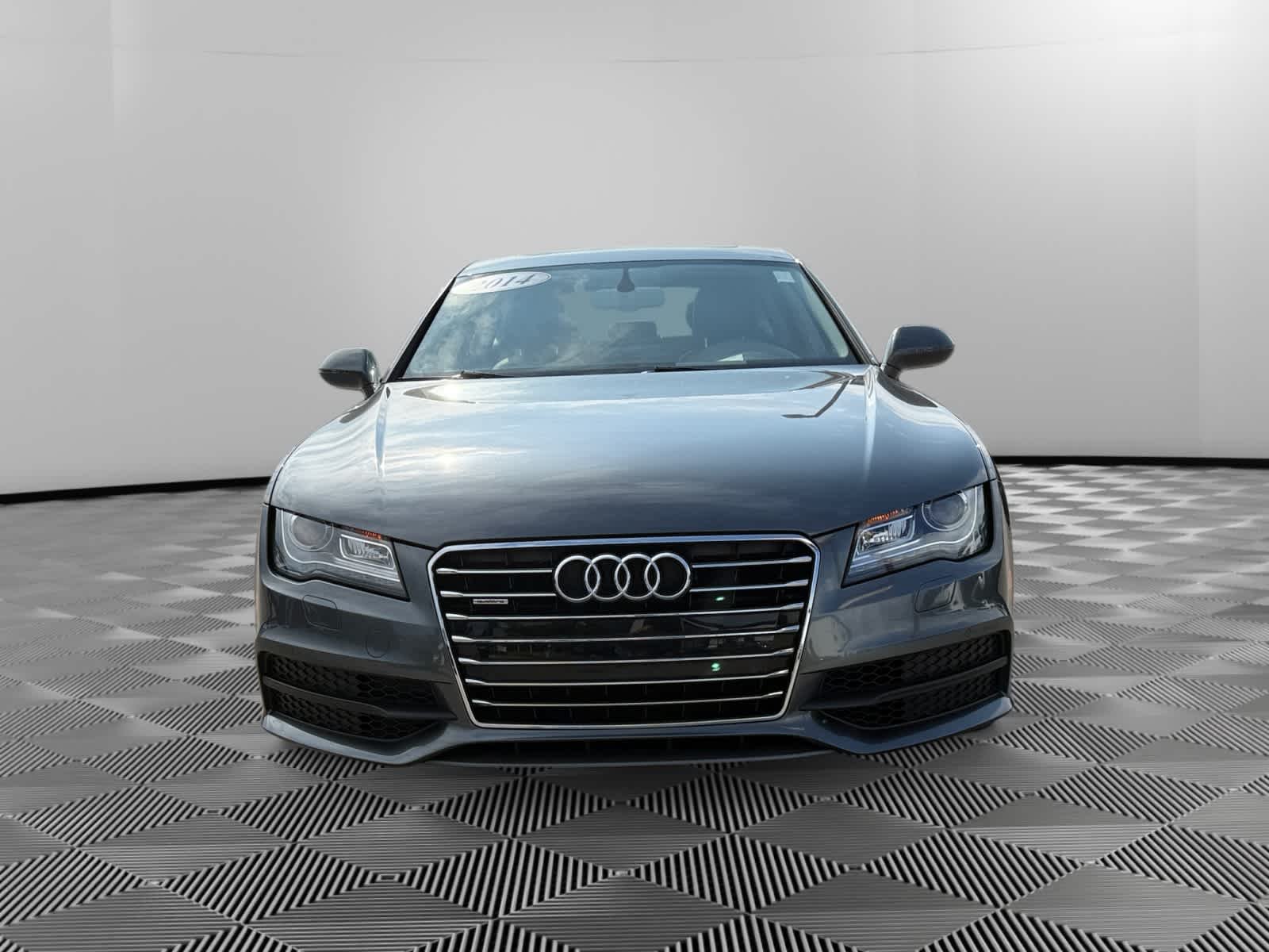 Used 2014 Daytona Gray Pearl Effect Audi 3.0 Prestige image 2