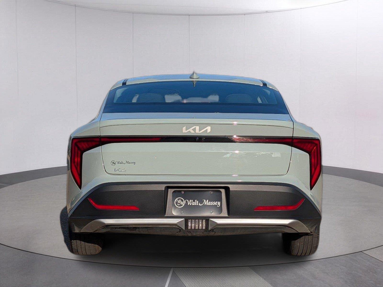 Used 2025 Morning Haze Kia LXS image 5