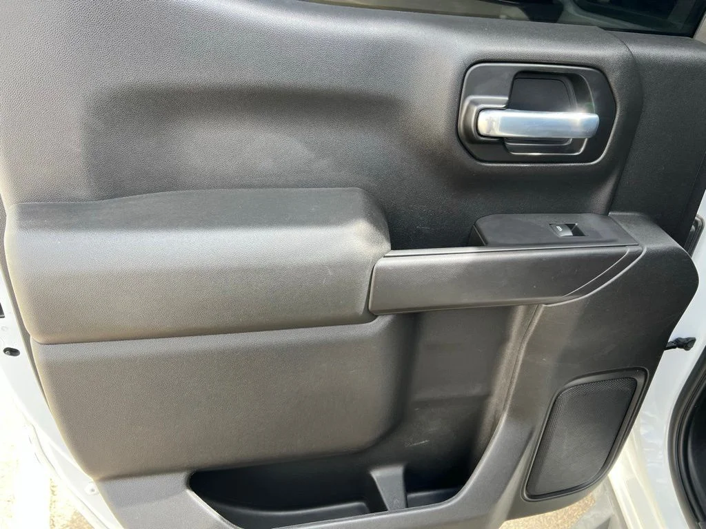 Used 2021 Summit White Chevrolet LT image 18