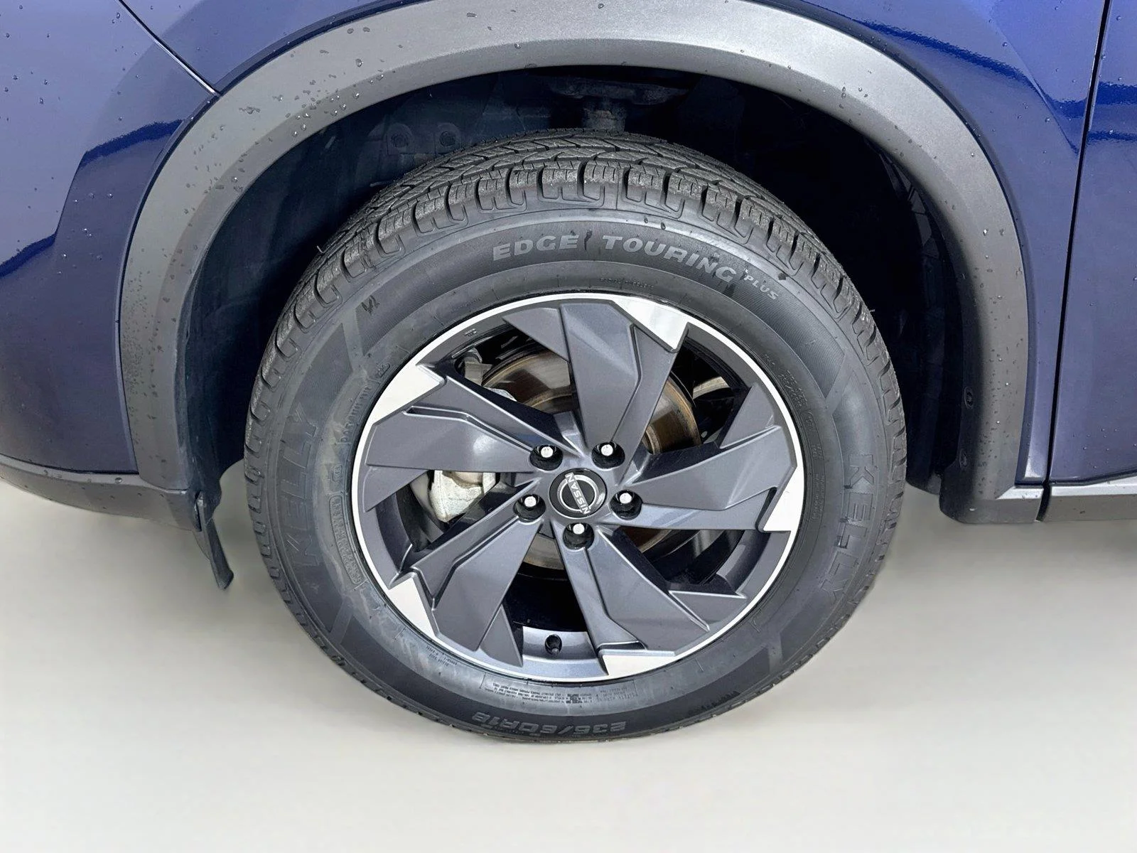 Used 2025 Deep Ocean Blue Pearl Nissan SV image 28