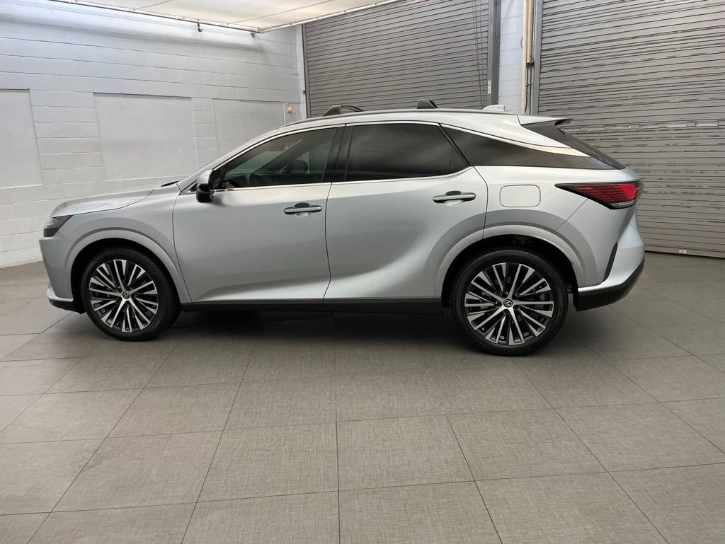 Used 2023 Silver Lexus 350h Premium Plus image 6