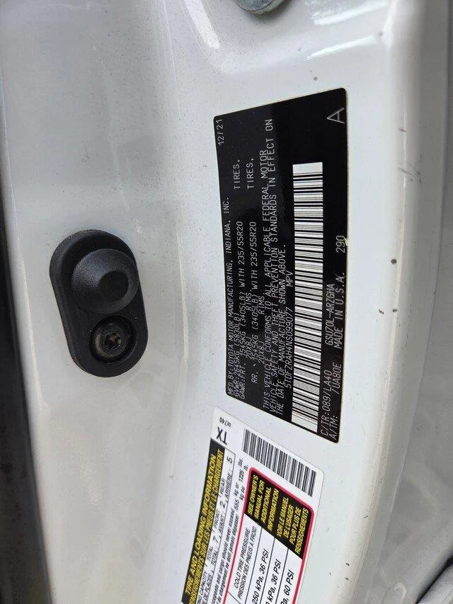 Used 2022 Wind Chill Pearl TOYOTA PLAT image 36