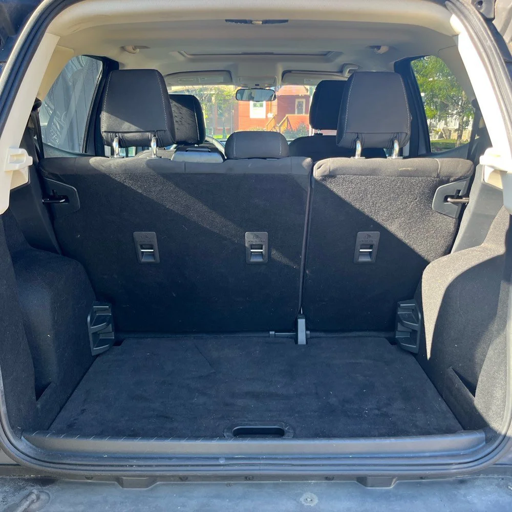 Used 2018 Smoke Metallic Ford SE image 11