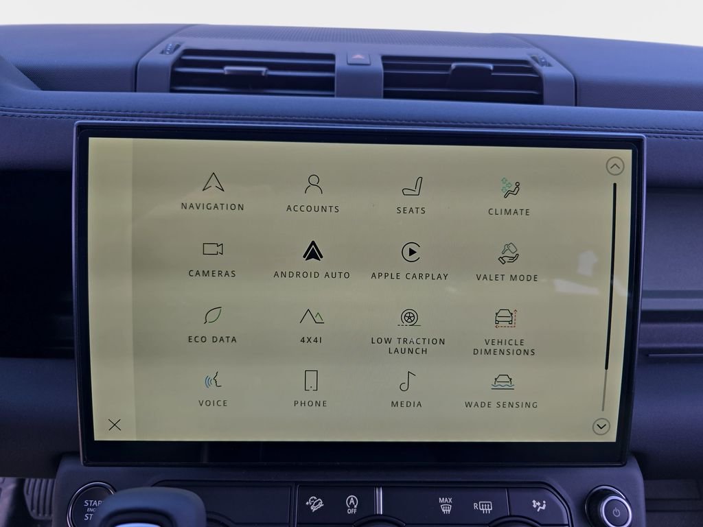 New 2026 Keswick Green Land Rover Trophy Edition Keswick image 21
