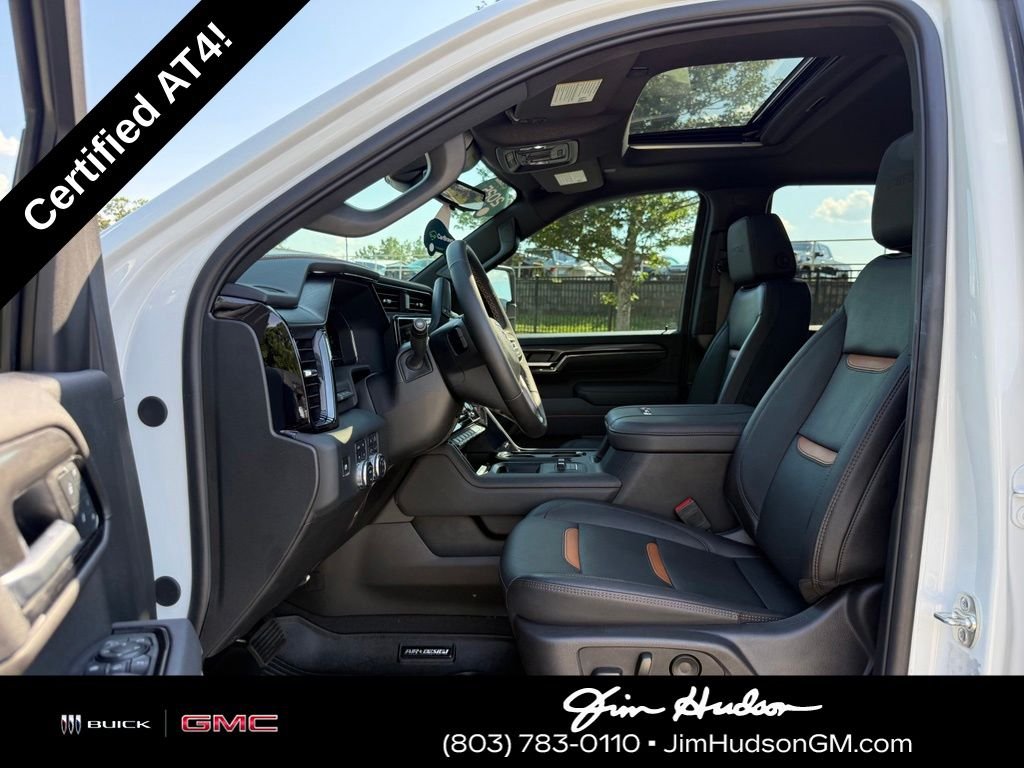 Used 2025 White GMC AT4 image 24