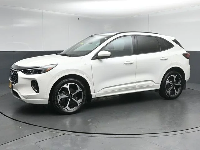Certified Used 2023 Star White Ford ST-Line Elite image 4
