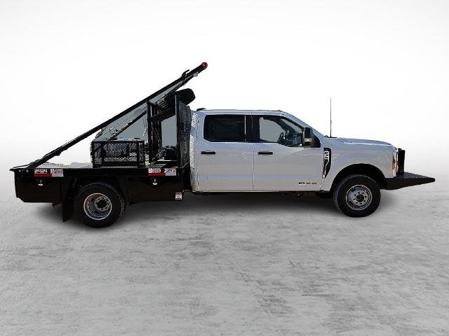 New 2026 Oxford White Ford F-350® XL image 37