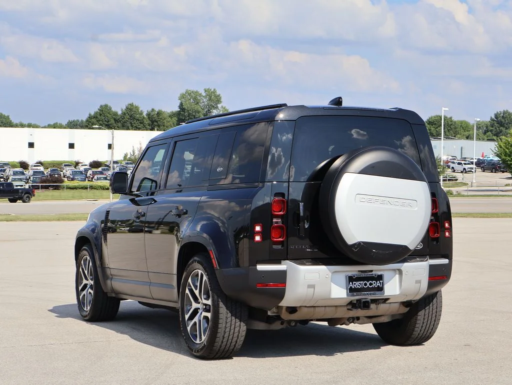 Used 2020  Land Rover HSE image 5