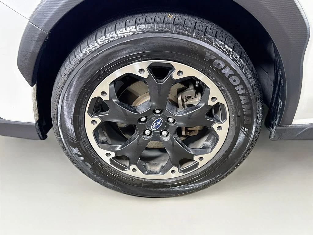 Certified Used 2022 White Subaru Premium image 38