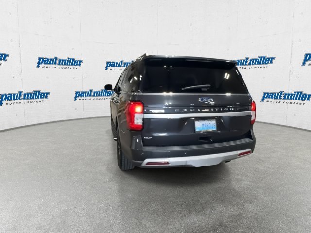 Used 2022 Dark Matter Metallic Ford XLT image 9