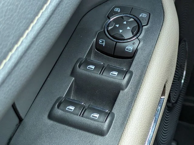 Certified Used 2024 Oxford White Ford XLT image 25