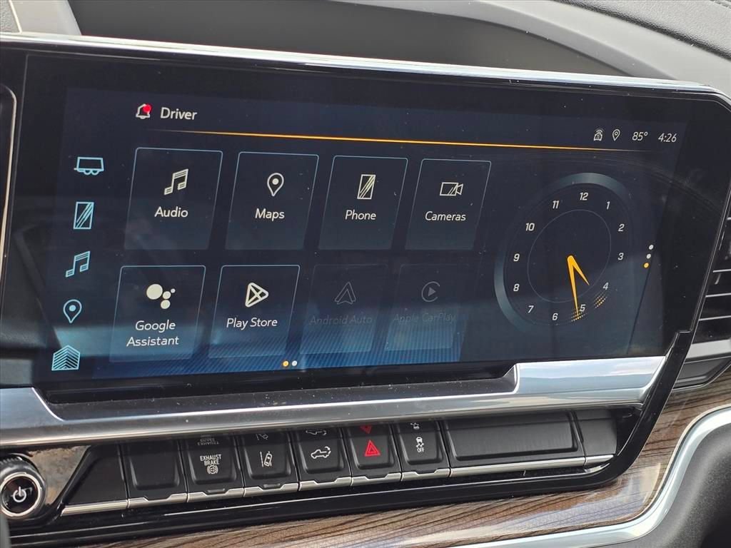 Used 2024 Summit White Chevrolet LT image 18