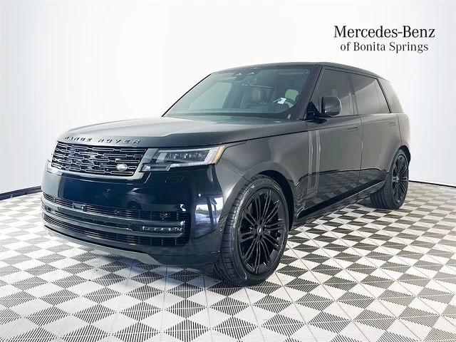 Used 2024  Land Rover Autobiography image 3