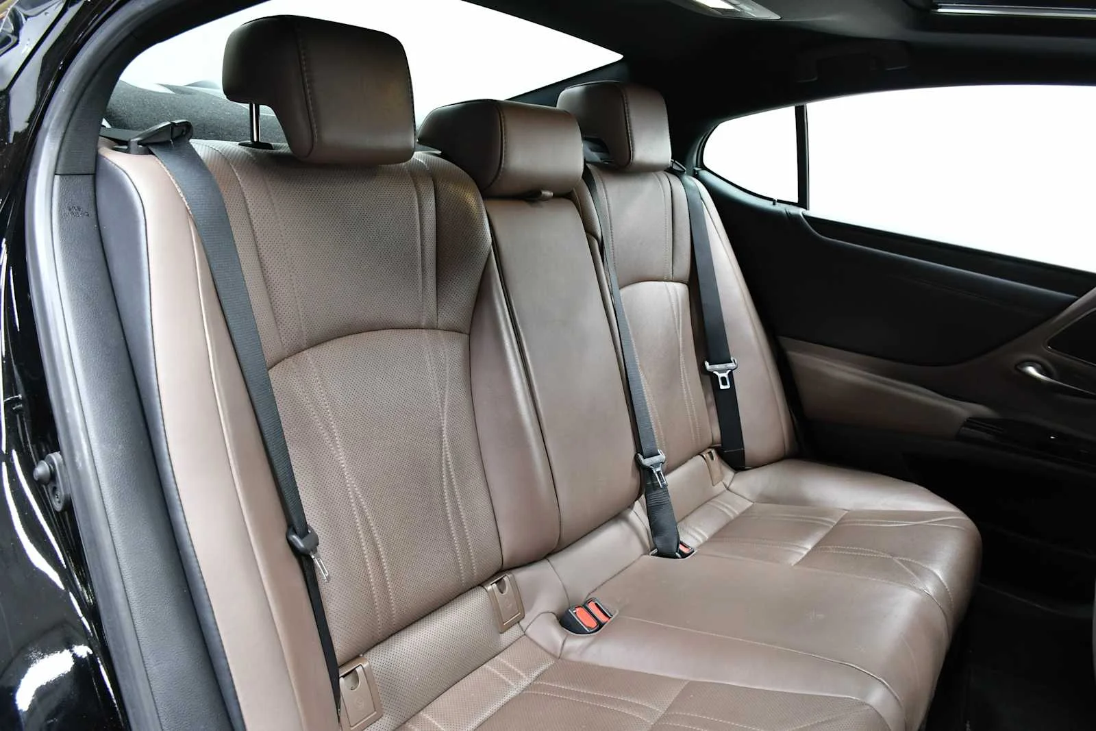 Used 2022 Obsidian Lexus Luxury image 22
