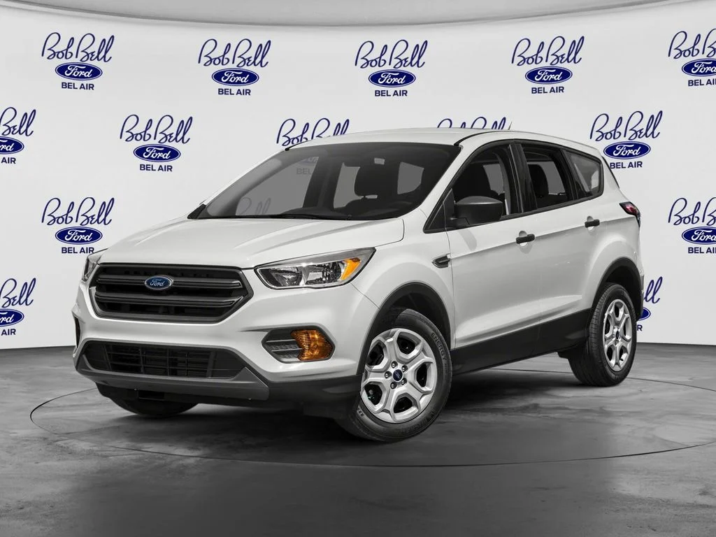 Used 2018 White Ford SEL image 1
