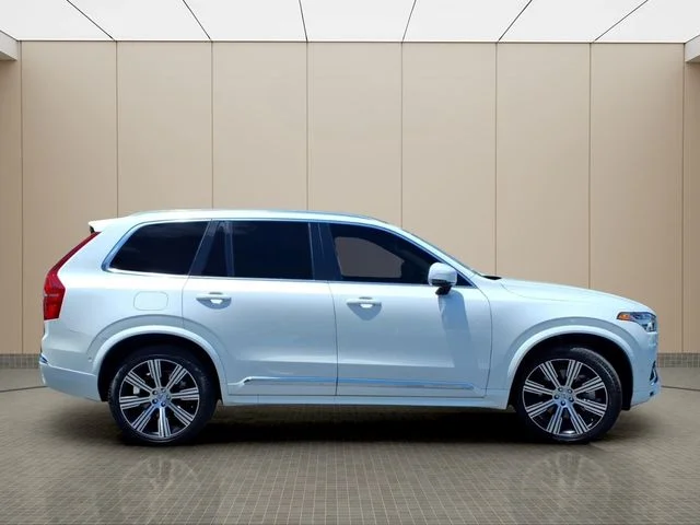 Used 2024 White Volvo T8 Plus Bright Theme 7 Passenger image 7