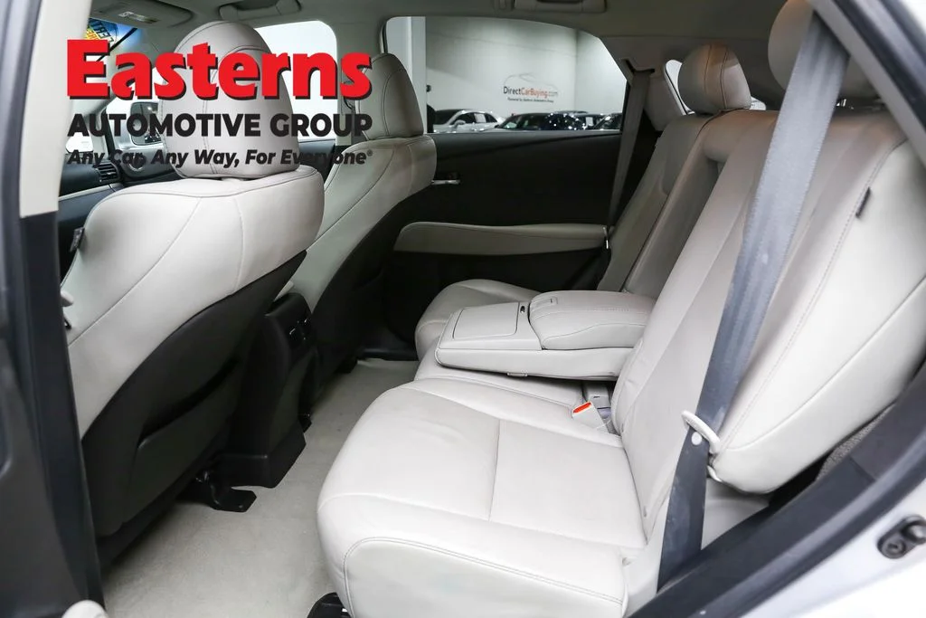 Used 2015 Silver Lexus 350 image 24