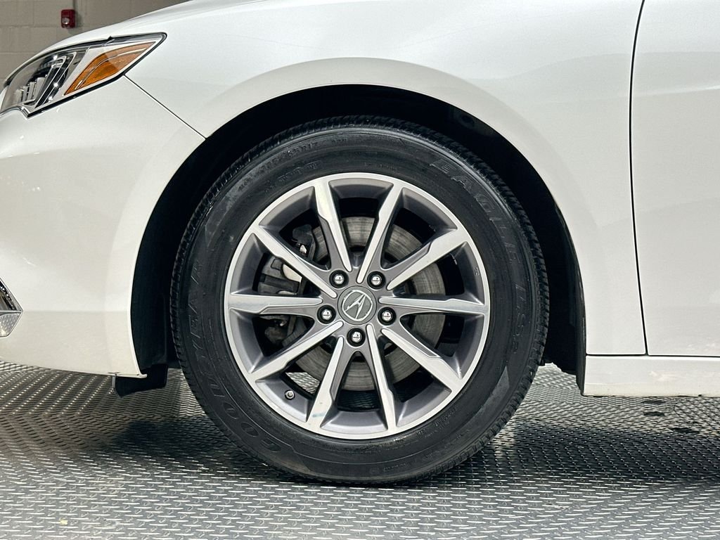Used 2020 Platinum White Pearl Acura 2.4L image 17