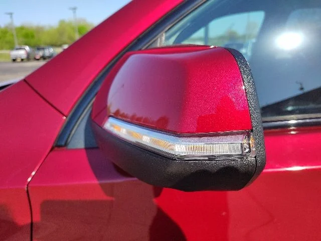 Used 2023 Red Chevrolet RS image 47