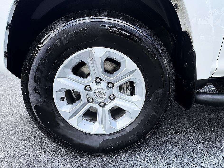 Certified Used 2023 Ice Toyota SR5 image 8