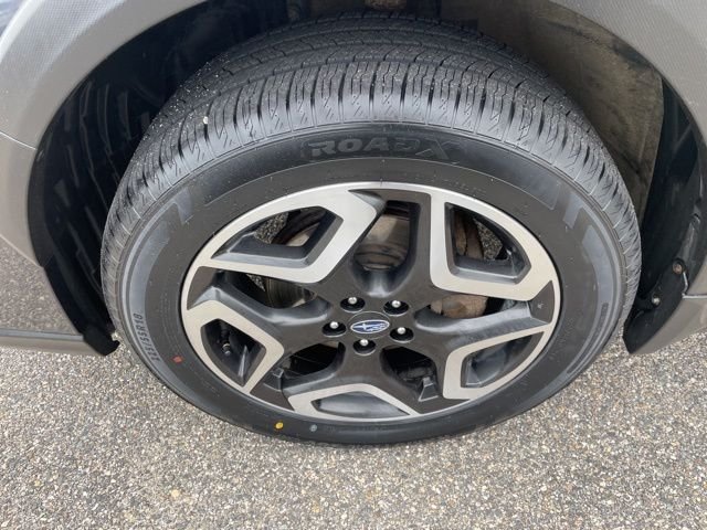 Used 2019 Gray Subaru 2.0i Limited image 31