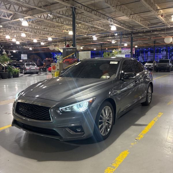 Used 2019 Graphite Shadow INFINITI 3.0t LUXE image 1
