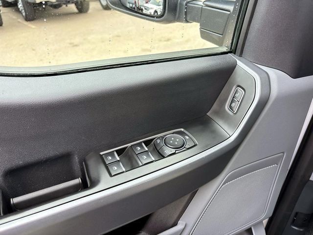 Used 2024 White Ford XLT image 19