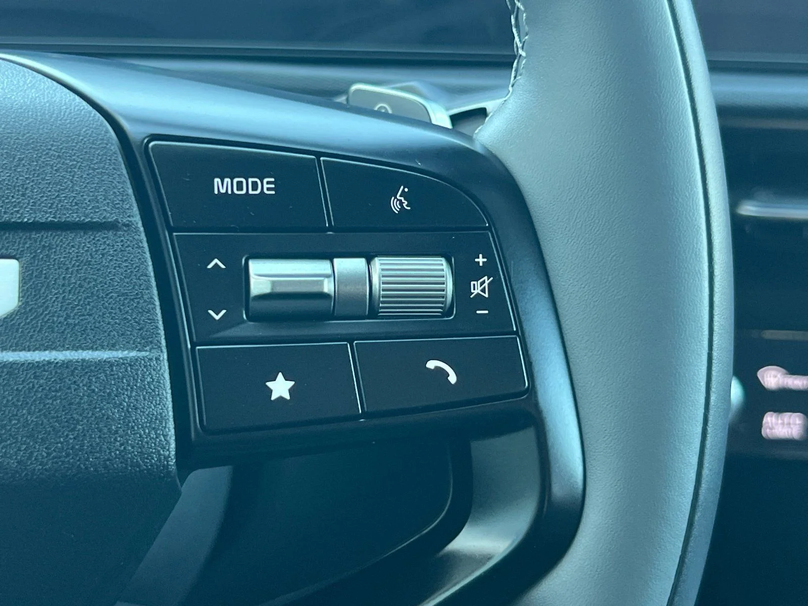 New 2026 Gray Kia Light image 27
