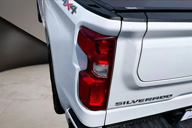 Used 2024 White Chevrolet RST image 22