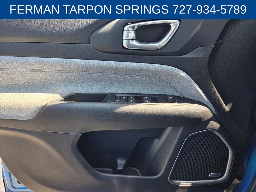 Used 2022 Blue Jeep Latitude Lux image 25