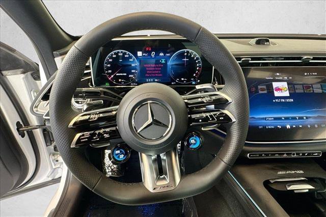 New 2026 MANUFAKTUR Moonlight White Magno Mercedes-Benz AMG® E 53 E image 40