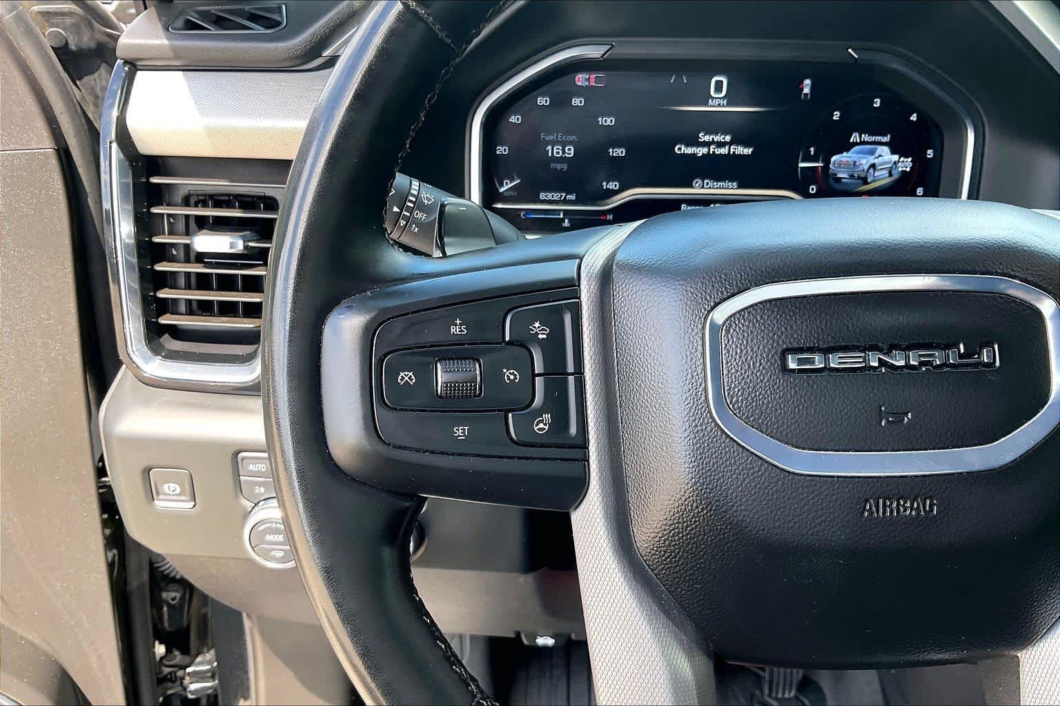 Used 2024 Onyx Black GMC Denali image 24
