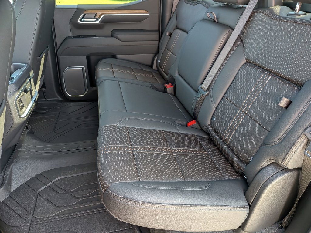 2026 Chevrolet Silverado 1500 High Country - Photo 26