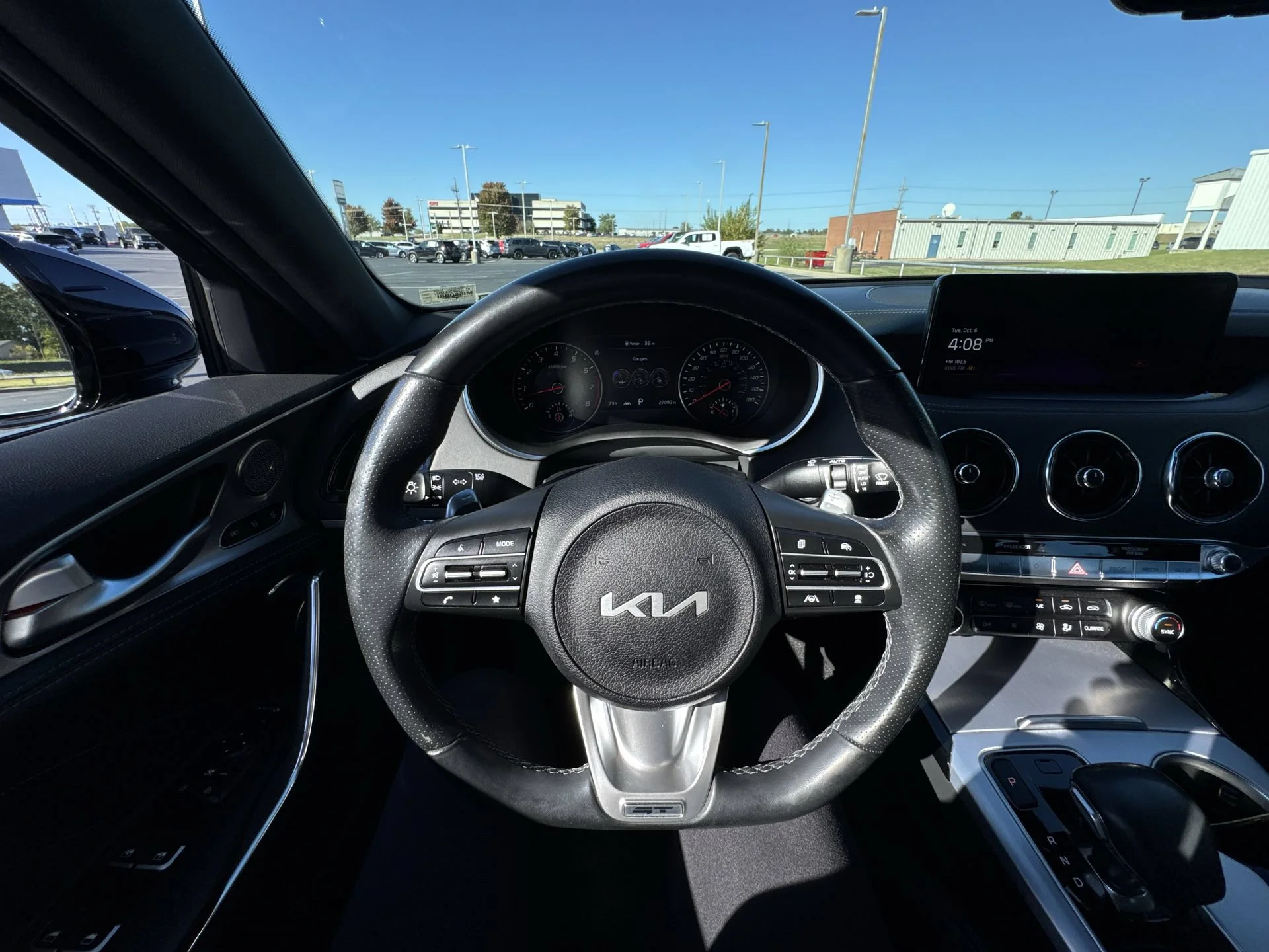 2023 Kia Stinger GT2 - Photo 14