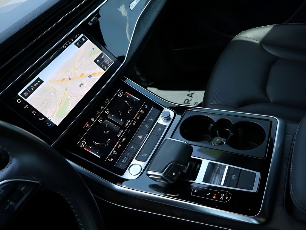 Used 2020 Orca Black Metallic Audi 55 Premium Plus image 23