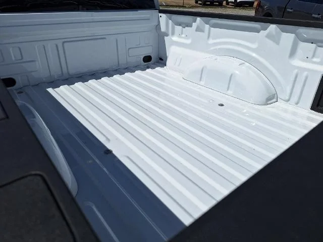 New 2026 Oxford White Ford XL image 39