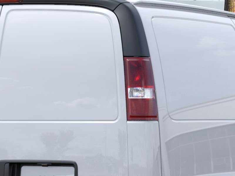 2025 GMC Savana Cargo Work Van - Photo 11