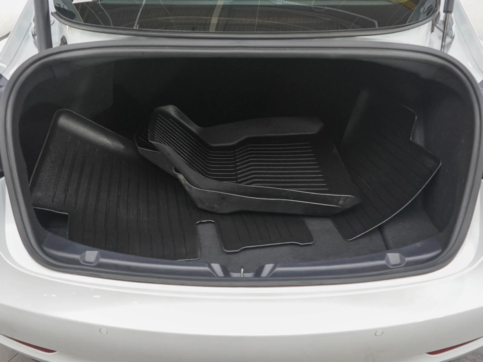 Used 2021 Pearl White Multi-Coat Tesla Long Range AWD image 16
