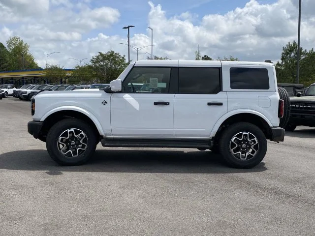 New 2026 White Ford Outer Banks image 6