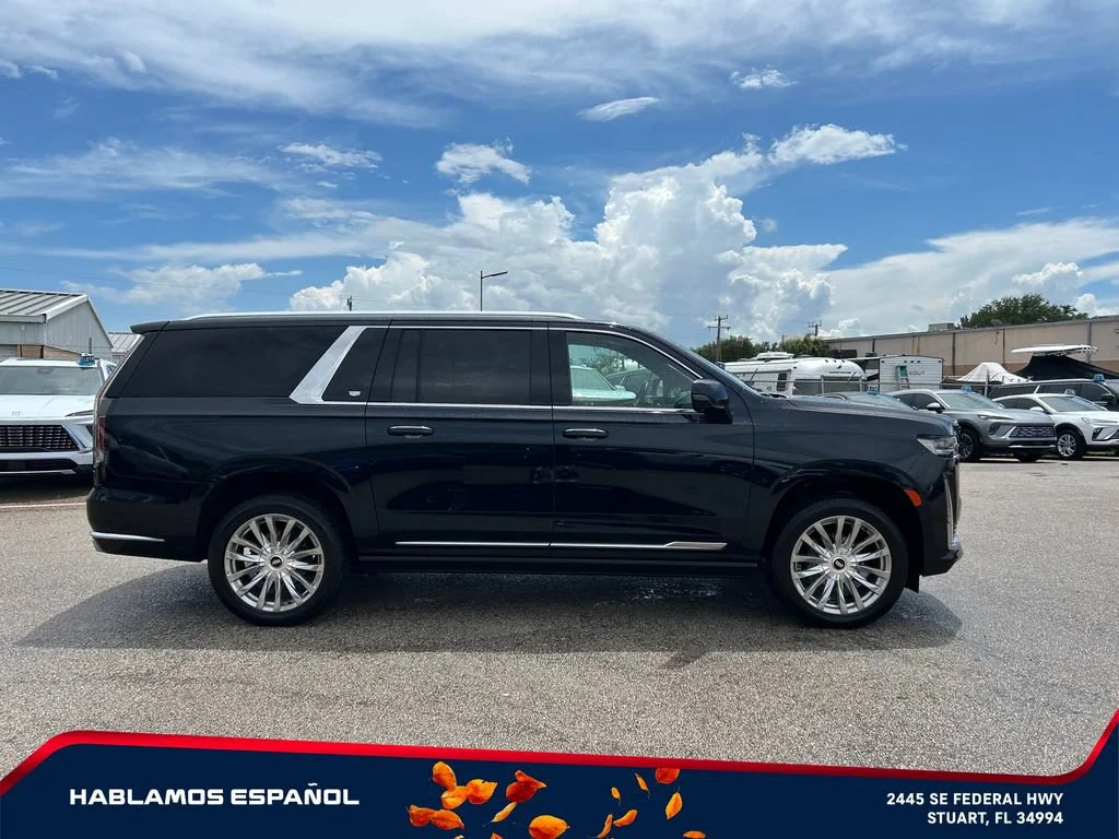 Used 2021 DARK MOON BLUE METALLIC Cadillac Premium Luxury image 8
