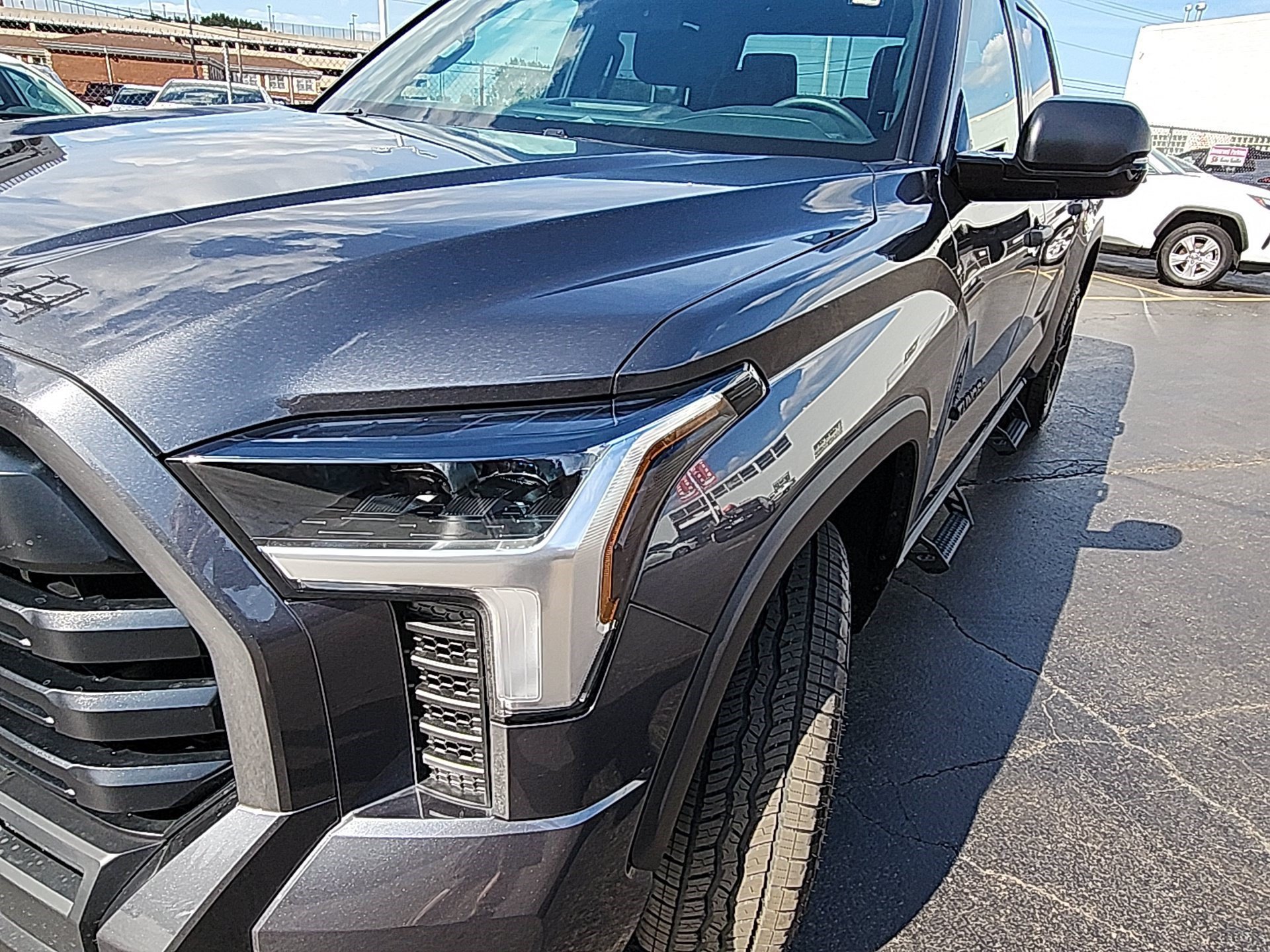 2026 Toyota Tundra SR5 - Photo 9